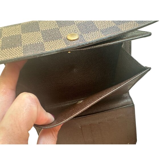 LOUIS VUITTON Damier Portfeuille Sarah Trifold Wallet - Picture 9 of 10
